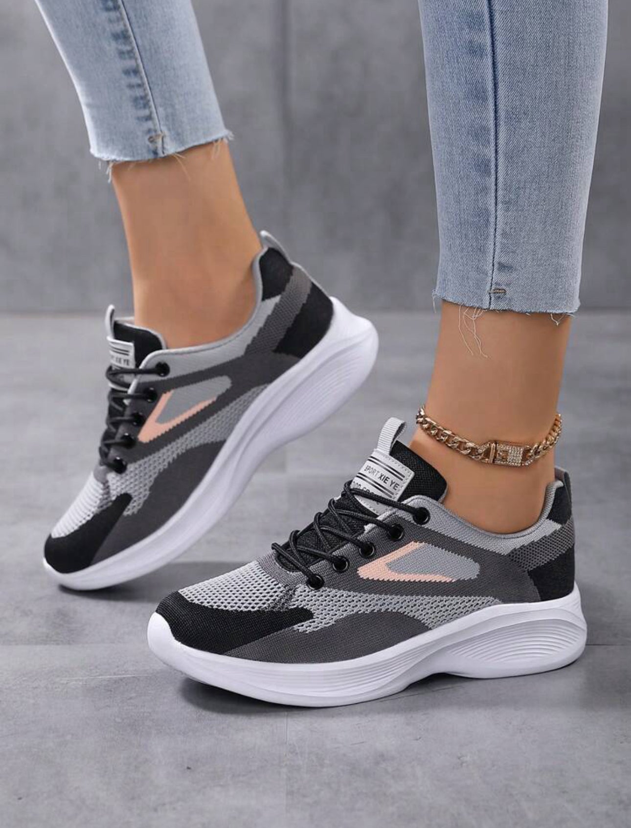 Breathable lightweight Casual Running Shoes Women's Comfortable Sports Sneakers